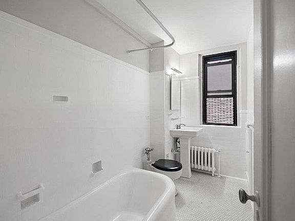 5th image of 260 W End Ave APT 3B