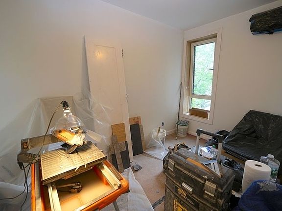 5th image of 479 12th St APT 3L