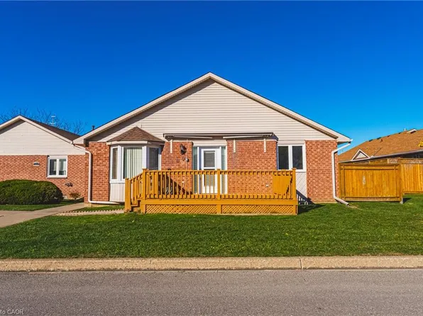 122 Bunting Rd #109, Saint Catharines, ON L2P 3X7