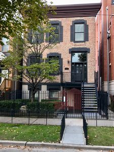 220 S Hamilton Ave #2, Chicago, IL, 60612