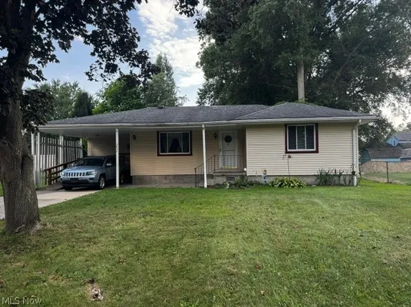 2846 Catalpa St SE, Warren, OH 44483