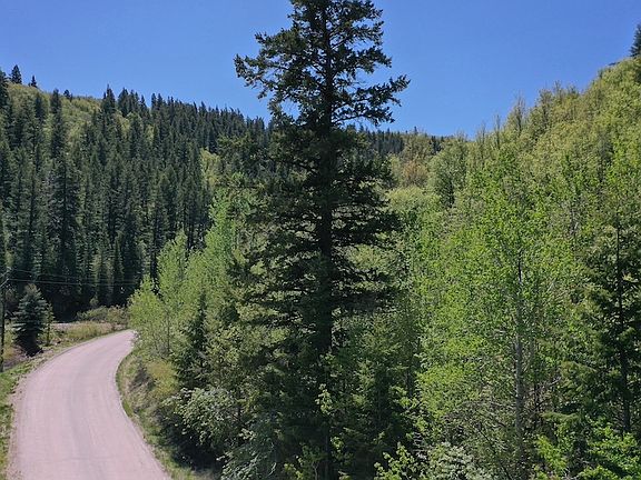 4th image of W Moonlight Mine Rd