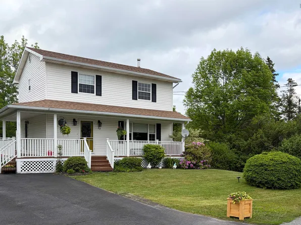 33 Crockett Ct, Antigonish, NS B2G 2Y2