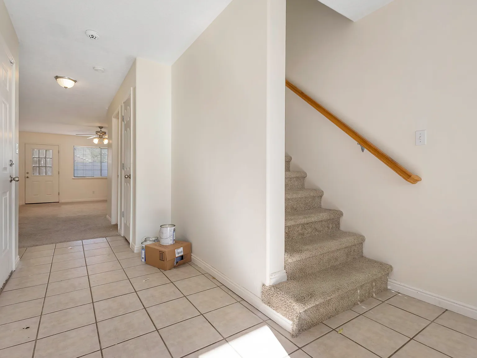 3 bed, 2.5 bath, 1437 sqft, $2,400 — Photo 3