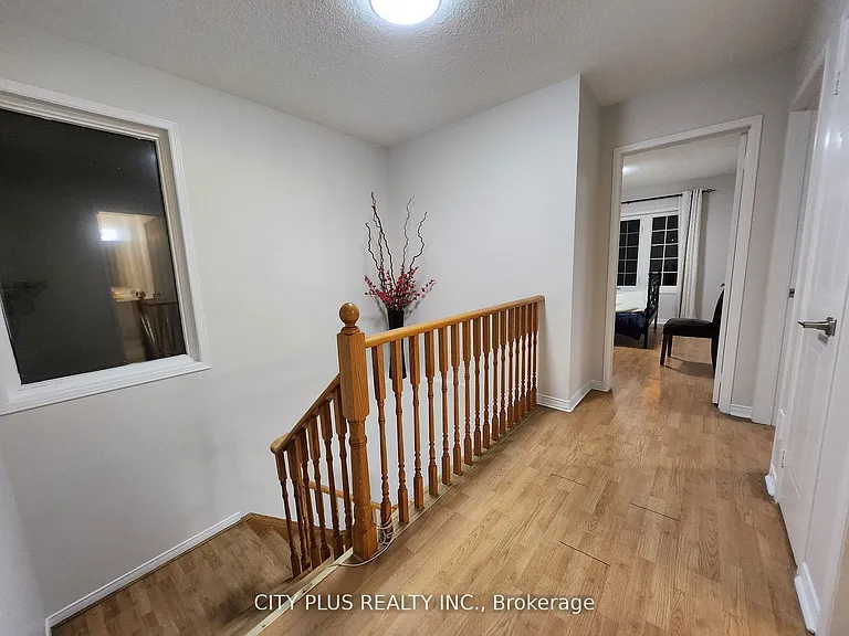 197 McLevin Ave #UPPER — Photo 7