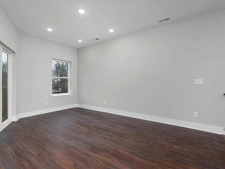 1613 S Highland Park Ave — Photo 13