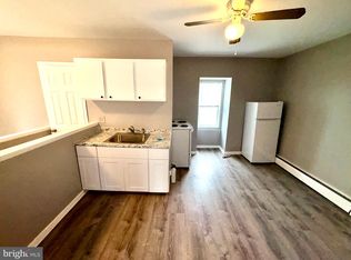 512 N 10th St APT 3, Lebanon, PA 17046