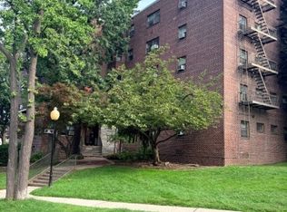 501 Linwood Drive #2F, Fort Lee Boro, NJ 07024