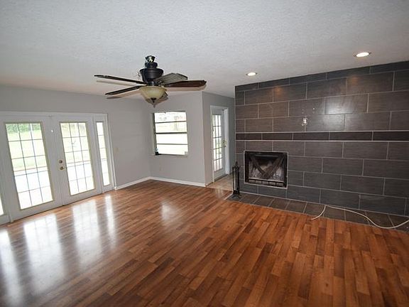 5th image of 3532 Imperial Ln