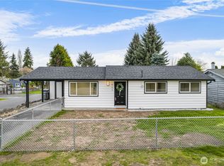 903 SW 102nd St, Seattle, WA 98146