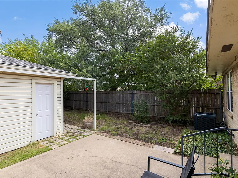 11143 Joymeadow Dr — Photo 37
