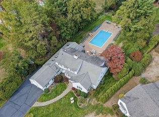 96 Mountain Terrace Rd, West Hartford, CT 06107