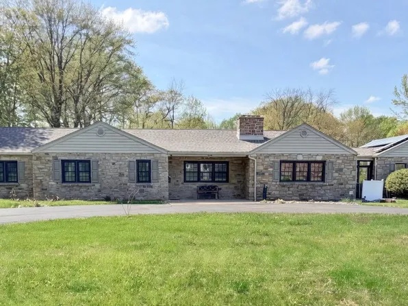 1105 Hillside Blvd, Wilmington, DE 19803