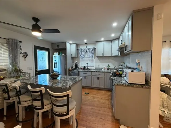 54 Ordway St, Pawtucket, RI 02861
