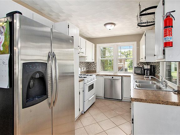 5th image of 115 21st St N