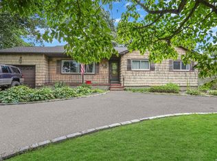 23 Corbin Ave, Shirley, NY 11967