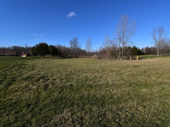 3200 Lake Terrace Dr, Martinsville, IN 46151