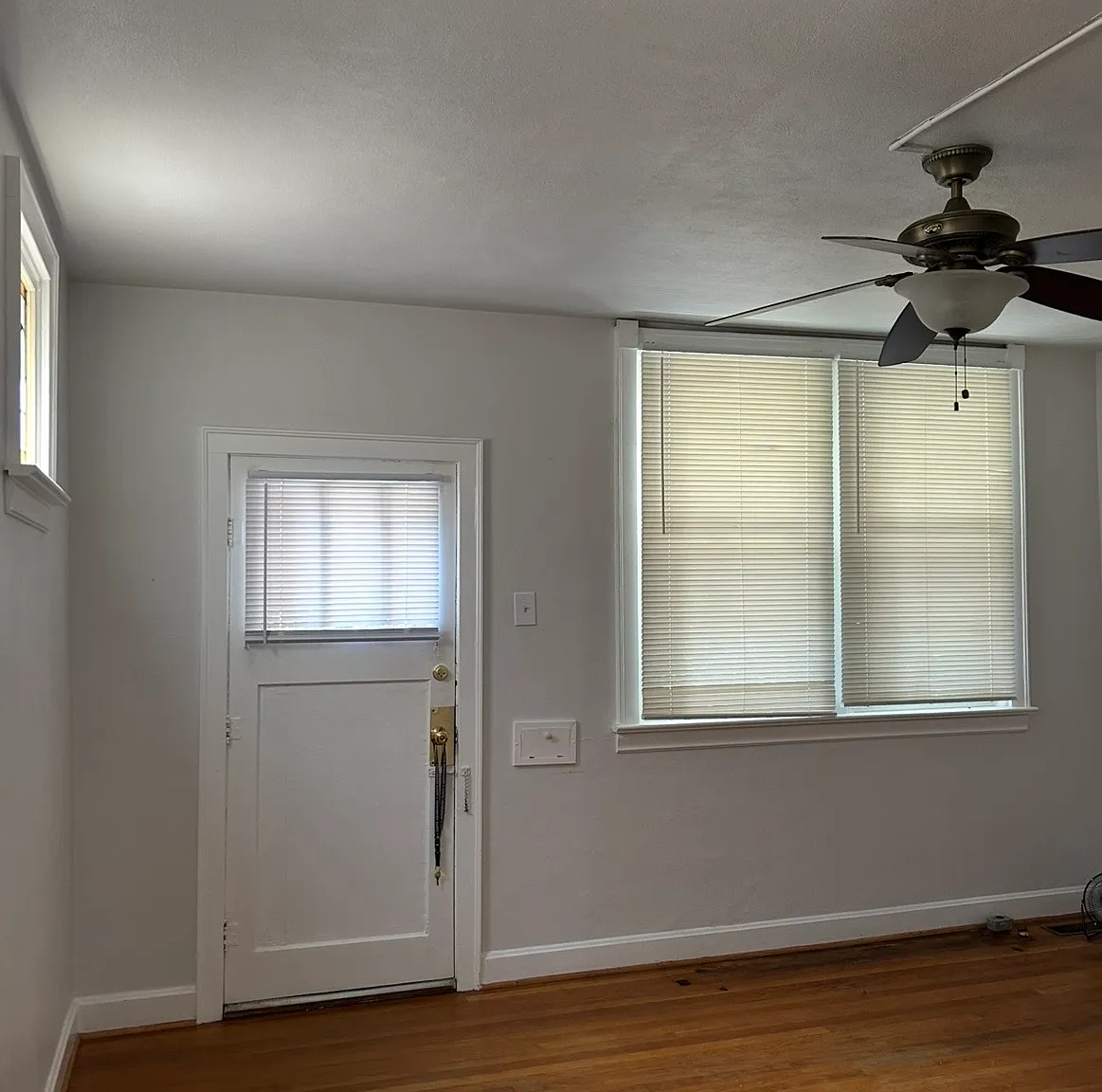 5319 Magnolia Ave — Photo 4