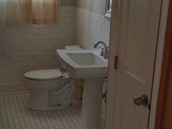 4th image of 3301 Louisiana Avenue Pkwy