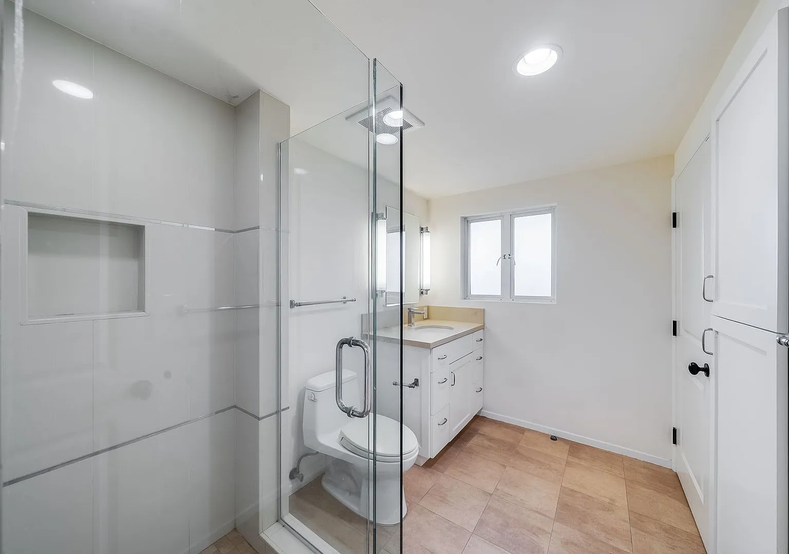 1 bed, 1.0 bath, 754 sqft, $4,800 — Photo 4