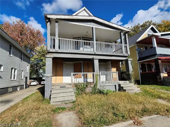 12501 Locke Ave, Cleveland, OH 44108