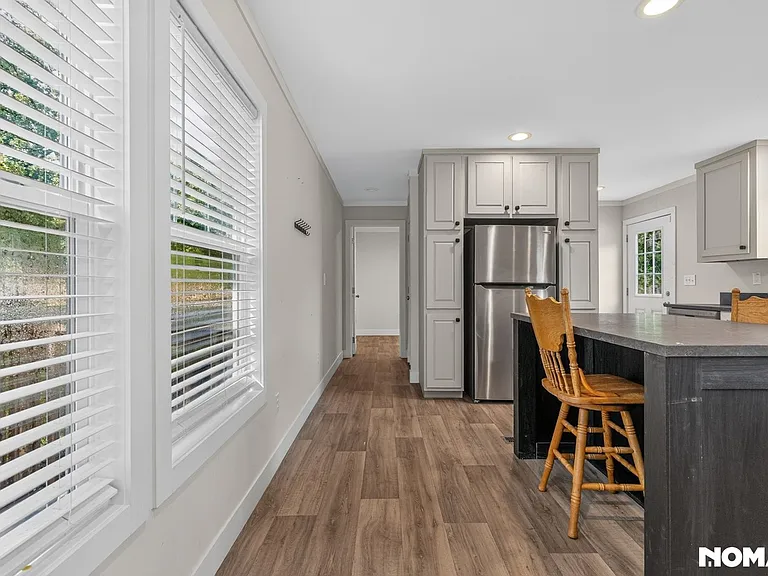 1431 W Ridgeway Rd — Photo 8