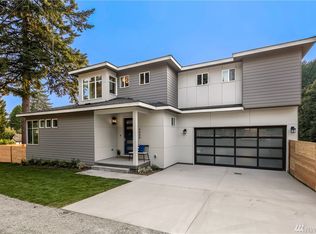 3640 NE 117th St, Seattle, WA 98125