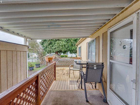 4th image of 15411 SE Mill Plain Blvd