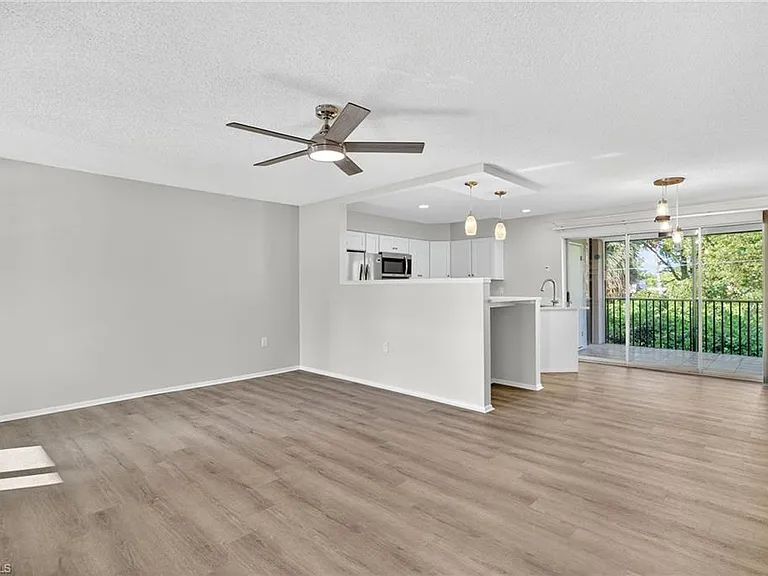 7400 College Pkwy #7C — Photo 3