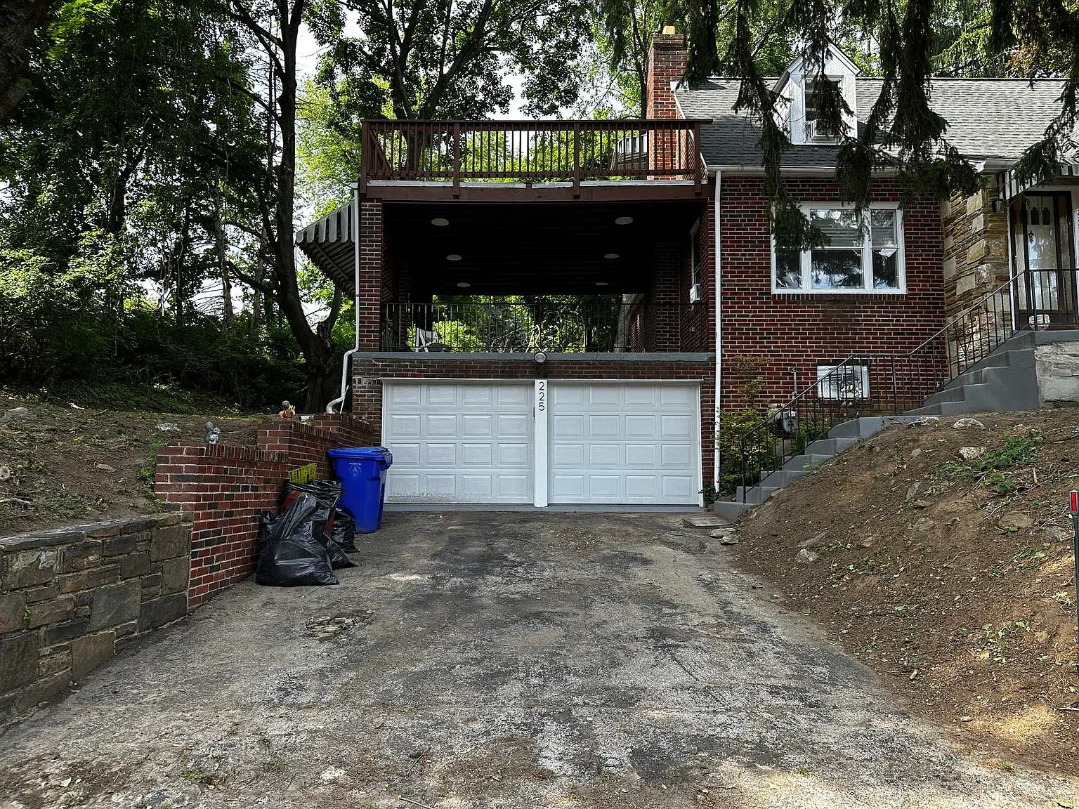 3 bed, 2.5 bath, 1632 sqft, $3,300 — Photo 2