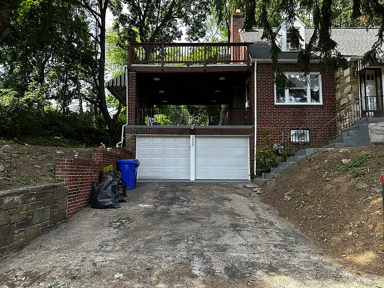 225 Church Rd — Photo 2
