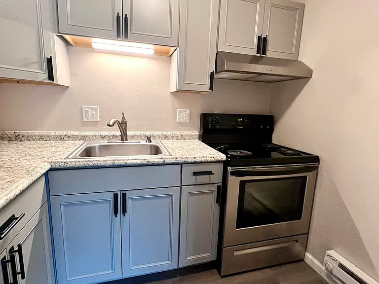 305 Bellbrook Ave #4 — Photo 2