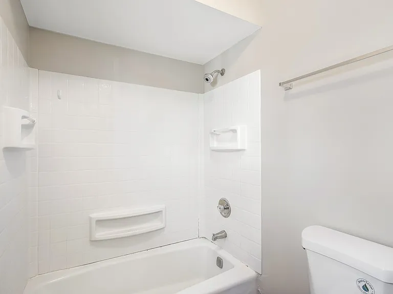 1344 Camden Way #B — Photo 11