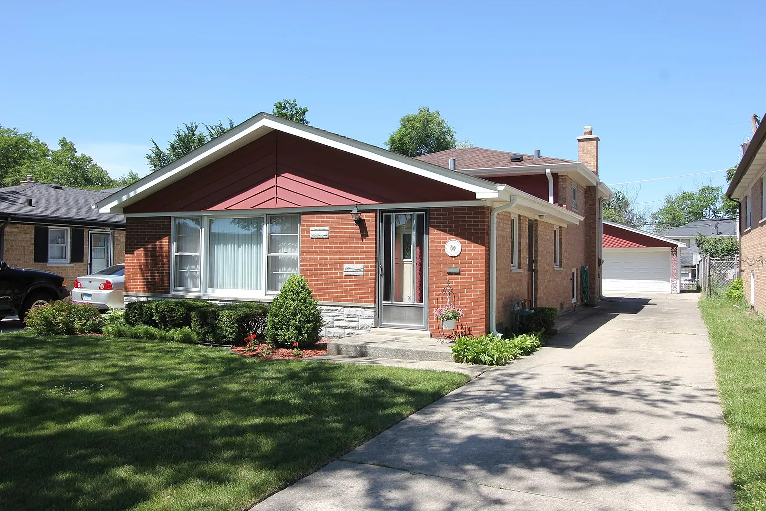 9334 Austin Ave photo 1