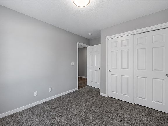 4th image of 1015 Polk St