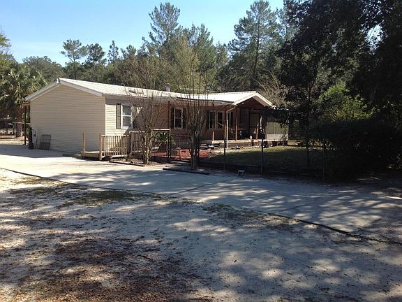 3rd image of 1149 NE 118th Ave