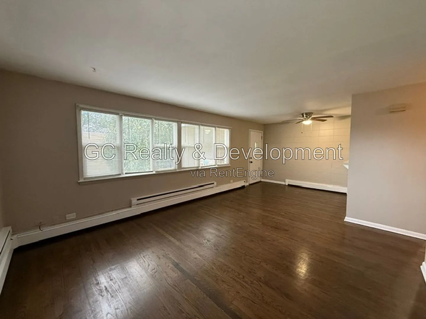 233 Uteg St — Photo 4