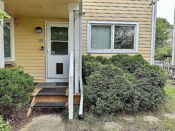 424 Little Lake Dr APT 25, Ann Arbor, MI 48103
