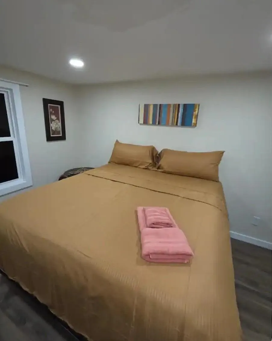 2 bed, 2.0 bath, 1200 sqft, $2,707 — Photo 1