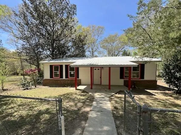 8106 County Line Rd, Laurel Hill, FL 32567