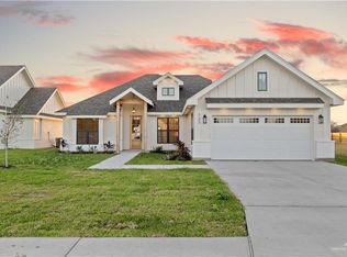 733 Saint Vincent Dr, Alamo, TX 78516