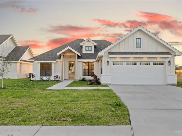 733 Saint Vincent Dr, Alamo, TX 78516