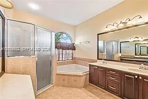 240 SW Marathon Ave — Photo 7