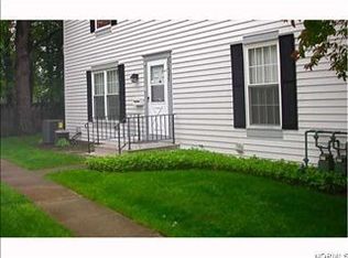 7395 Foxmill Rd UNIT B, Mentor, OH 44060