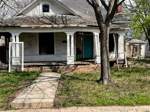 1208 W Wynnewood Ave, Sulphur, OK 73086
