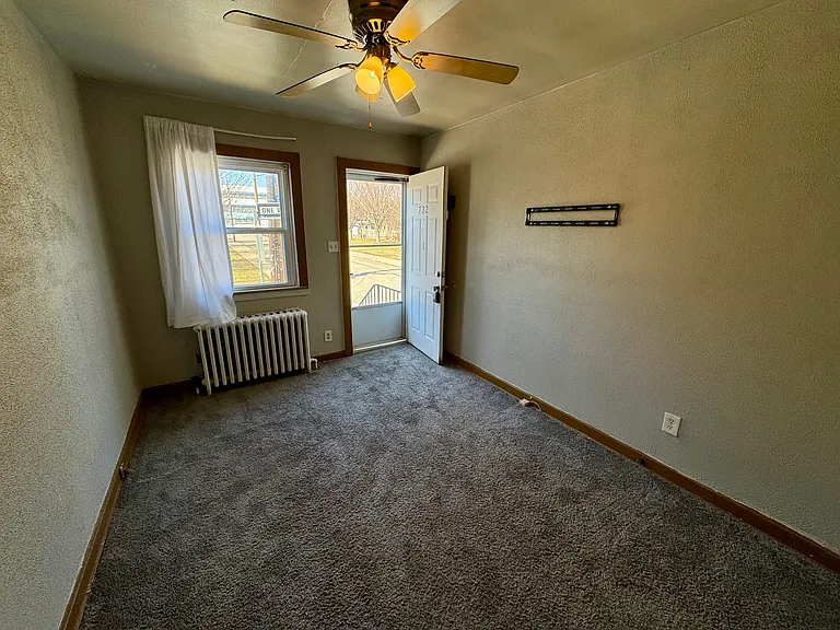732 Idlewood Ave — Photo 5