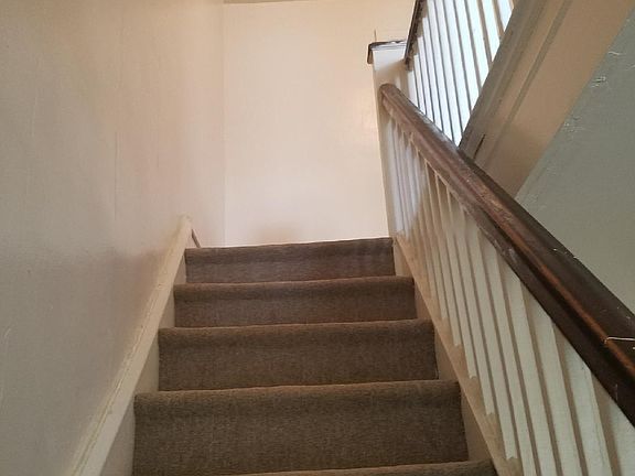 5th image of 6235 N Gratz St