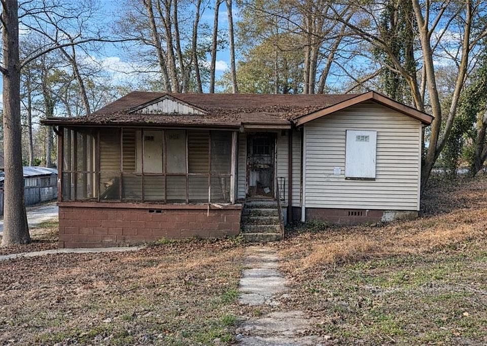 1st image of 2105 Baker Rd NW