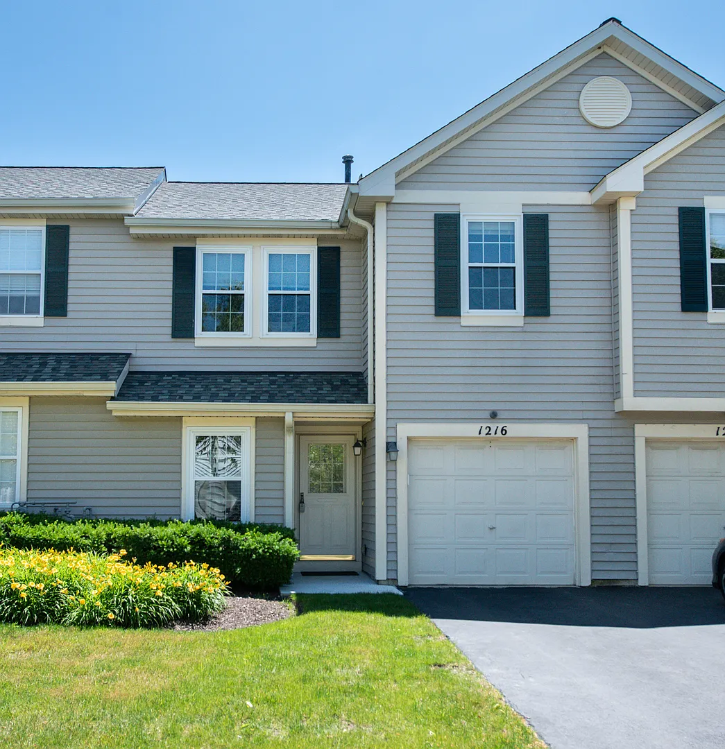 2 bed, 2.5 bath, 1288 sqft, $2,350 — Photo 1