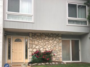 6341 Rockshire St, Alexandria, VA 22315